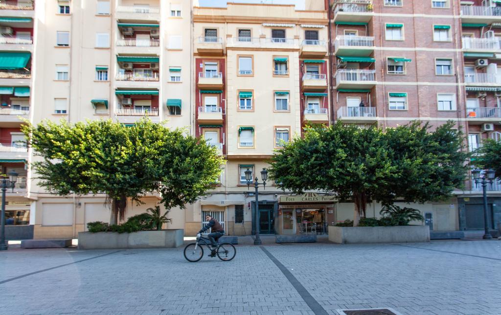 Apartment Near The Marina, Valencia Exterior foto